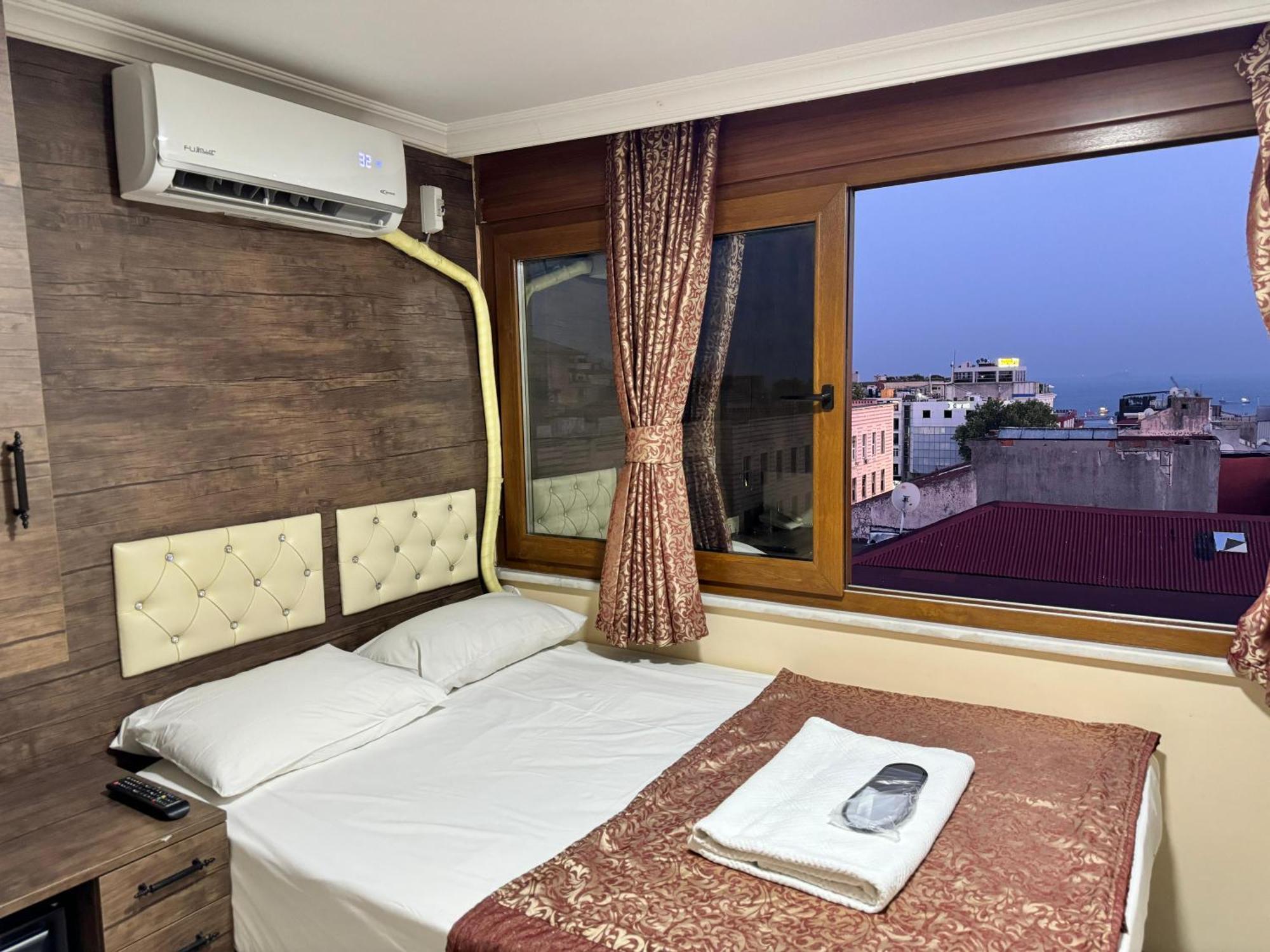 Hotel Visa Istanbul Bagian luar foto