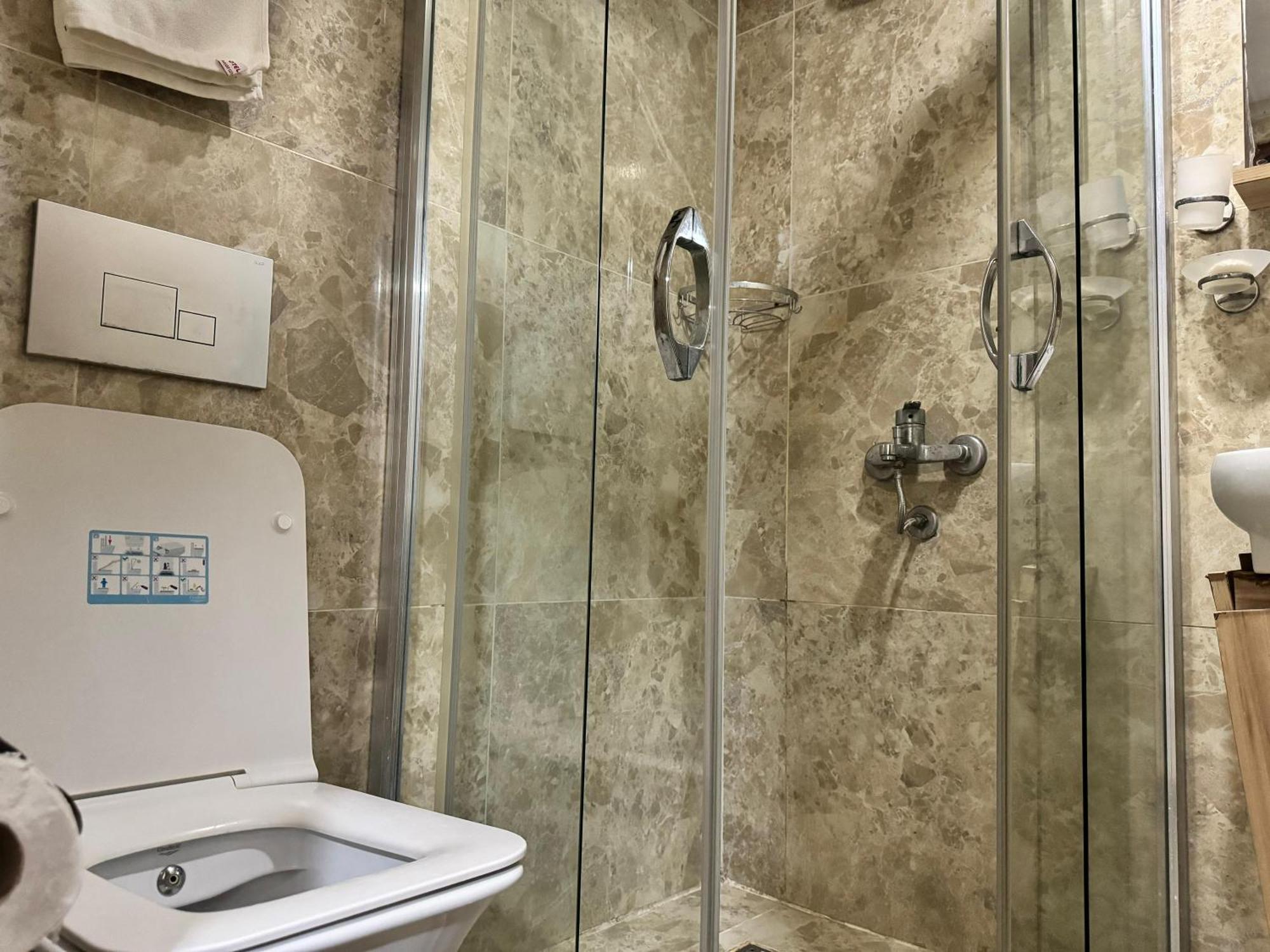 Hotel Visa Istanbul Bagian luar foto