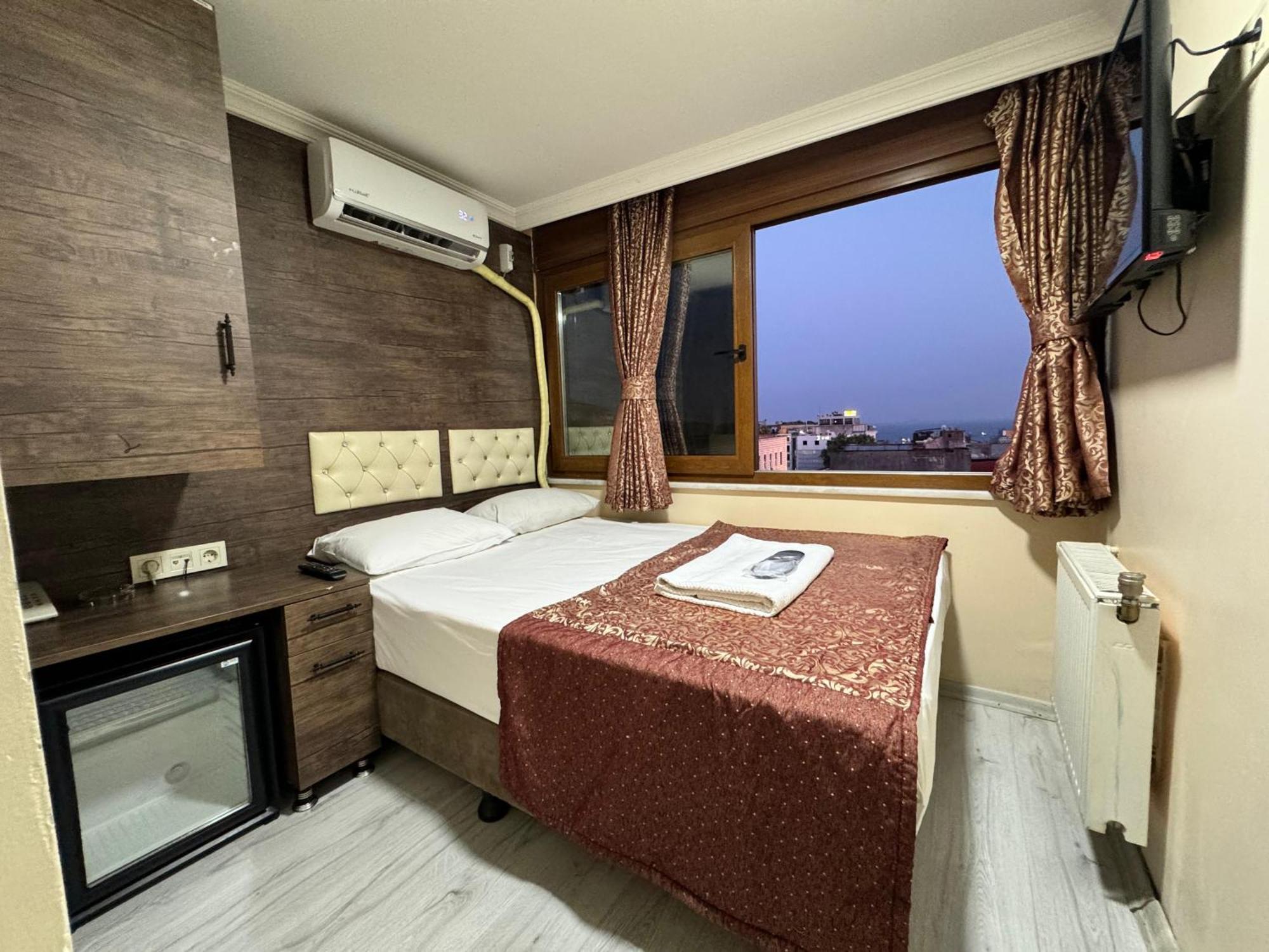 Hotel Visa Istanbul Bagian luar foto